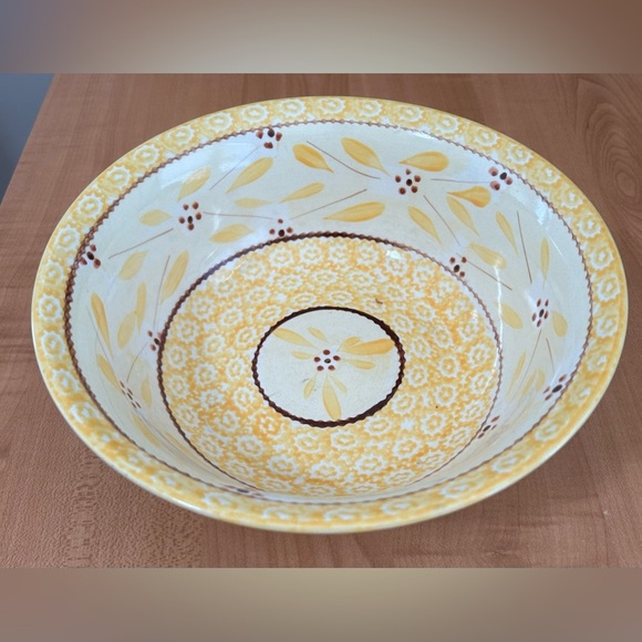 temptations bakeware  presentable ovenware old world yellow Tara serving bowl - Picture 1 of 6